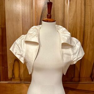 Eliza J - Ivory Silk Shrug - Standout Collar - Shimmering Silk Dupioni - EUC, 14